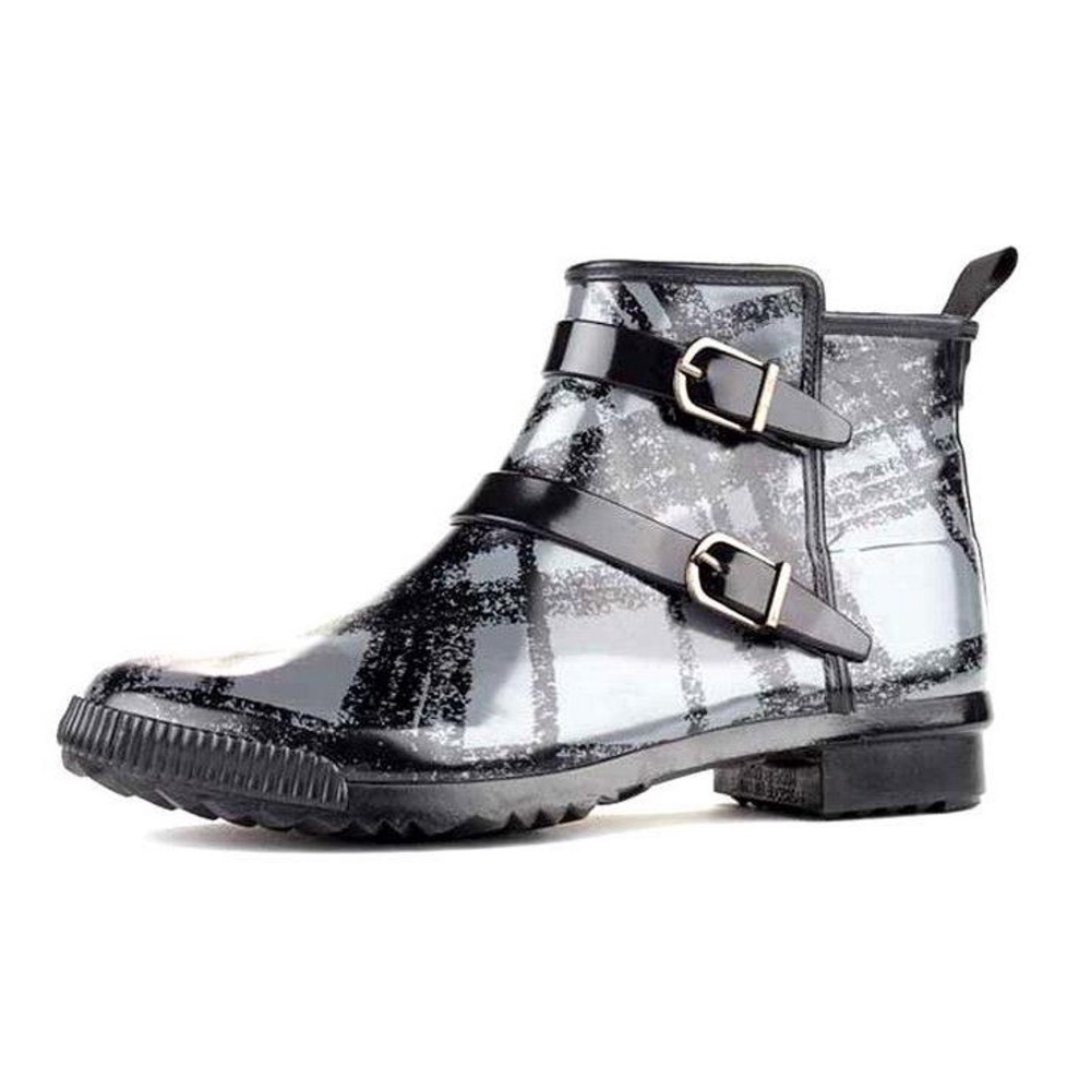 Rain booties! - Picture 4 of 6
